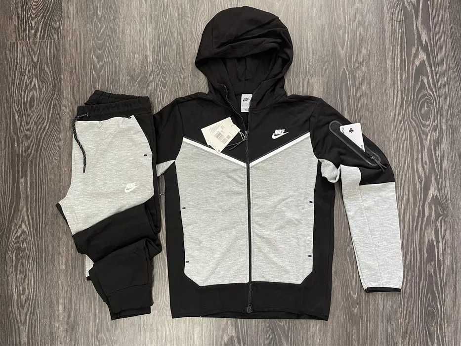 Nike TECH Fleece Black-Grey / Trening Fete Baieti / Bumbac 100%