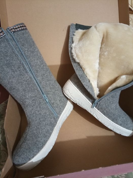 Бурки женские теплые войлочные