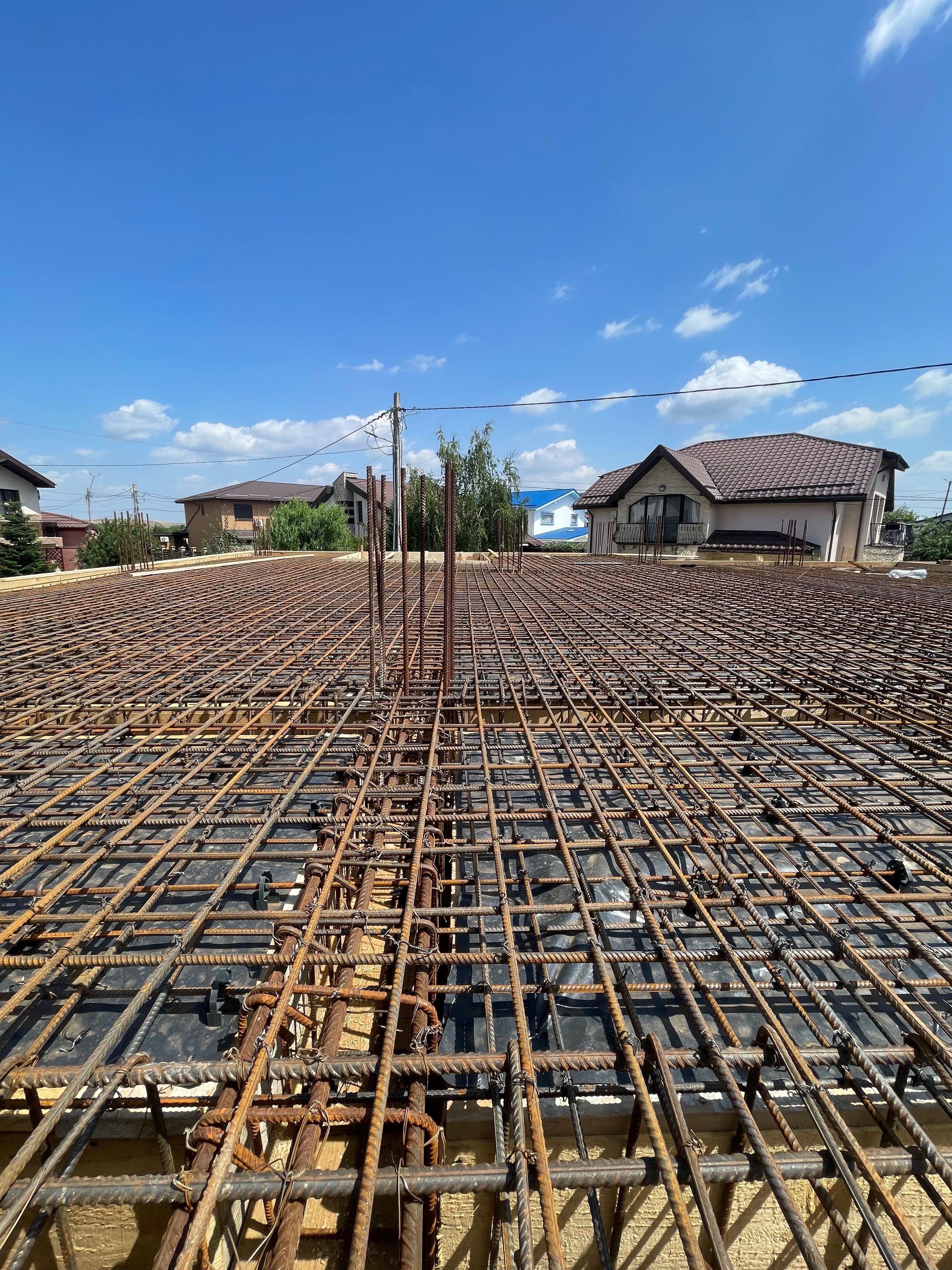 Firma de construcții și renovări case/duplex/vile Iași