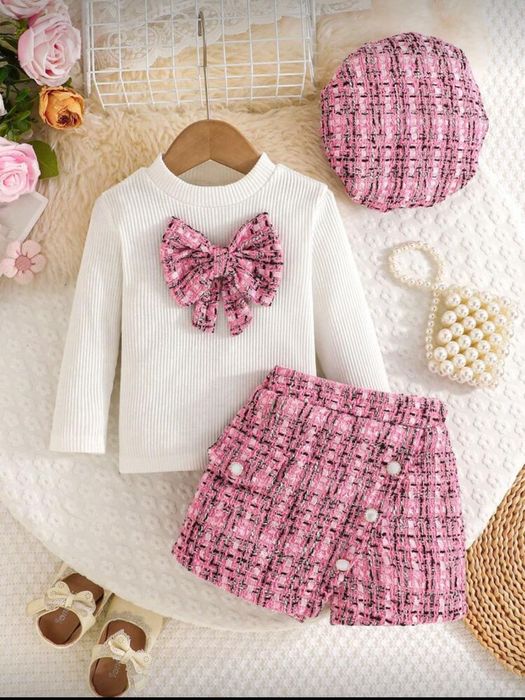 Комплект за бебе момиче