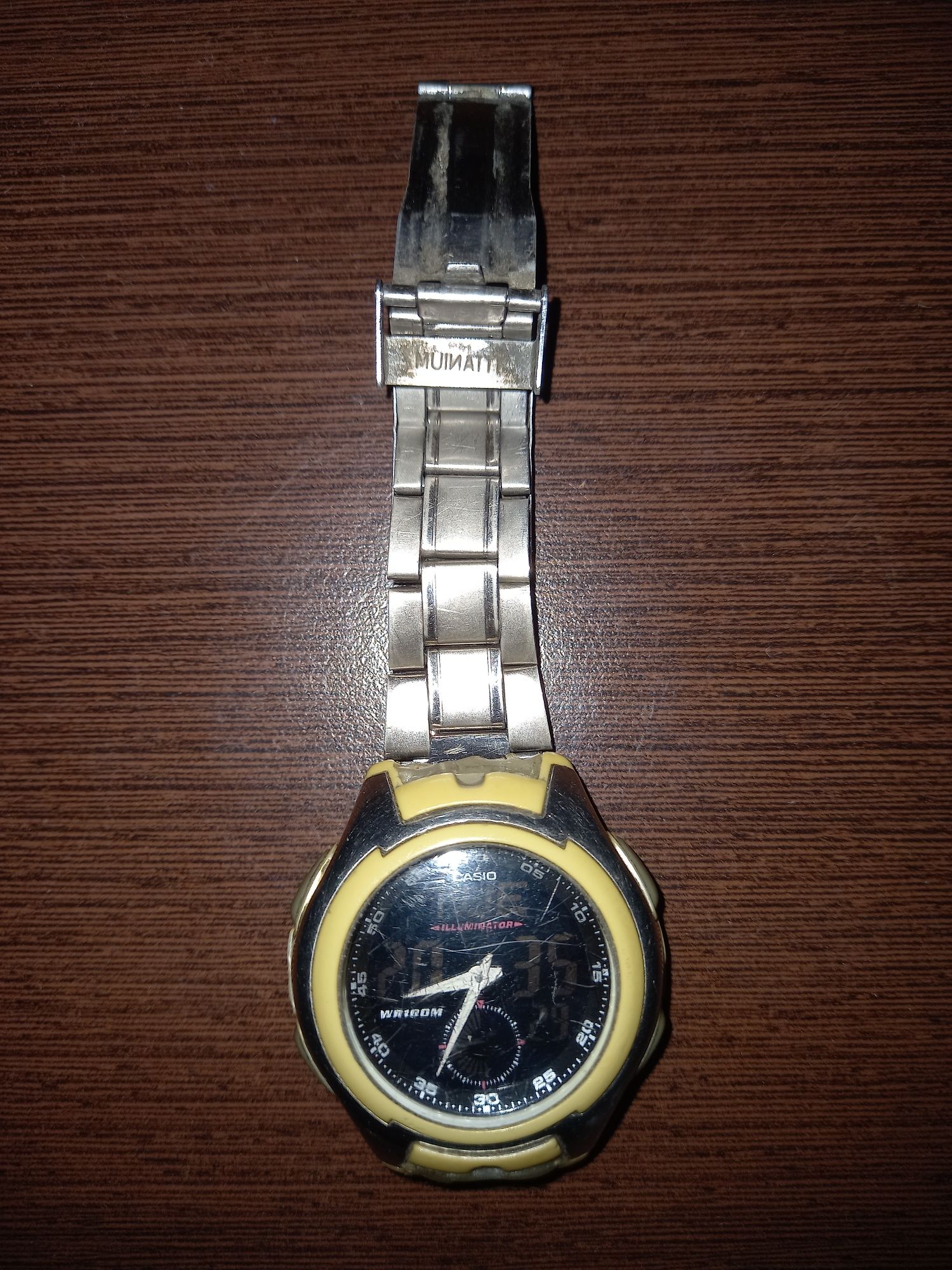 Мужские часы casio.