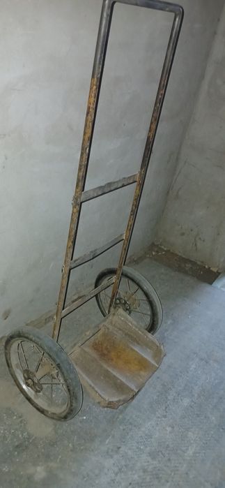 Таёр Тележка юриди
