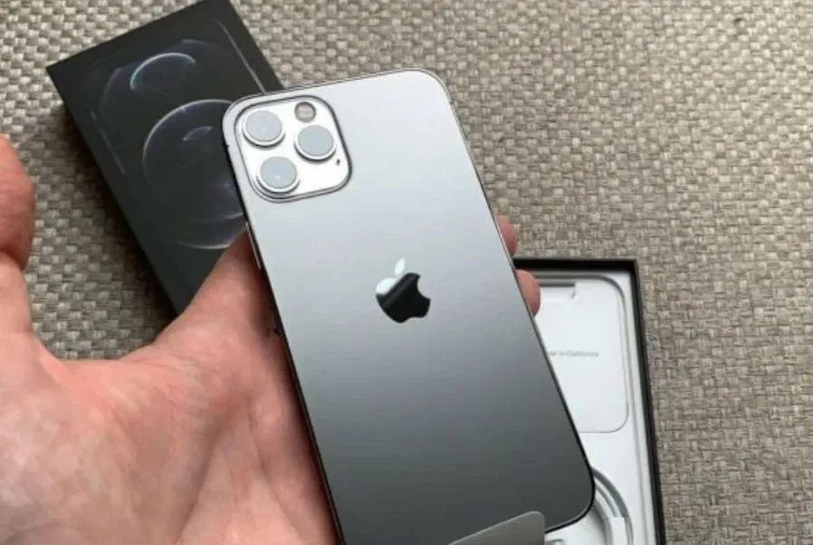 Iphone 12 pro sotiladi