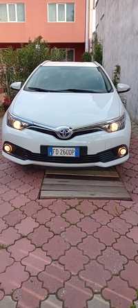 Toyota  Auris  Hibrid