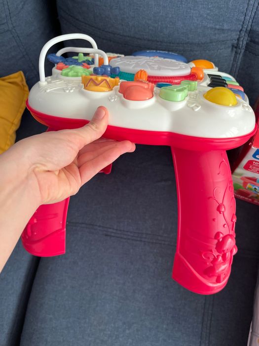 Музикална маса, Подпори за бебе и възглавничка за коремче