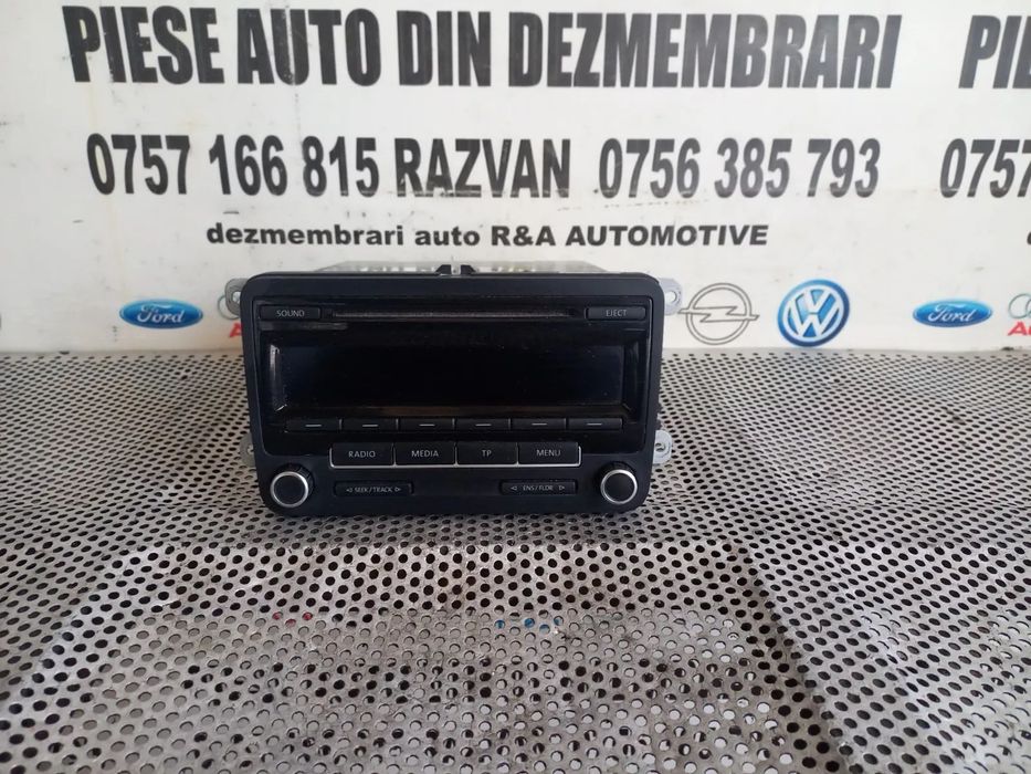 Radio Cd Vw Passat Touran Jetta Caddy Golf 6 Vl An 2011-2012-2013-2014-2015 - Dezmembrari Arad