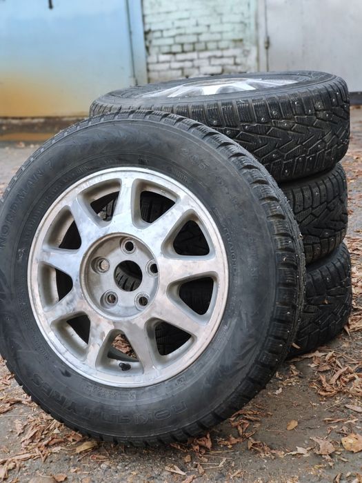 Диски R15 5х114 и шины Nokian nordman 7 205/65/15
