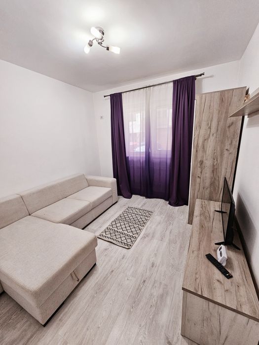 Garsoniera decomandata Militari Residence Tineretului