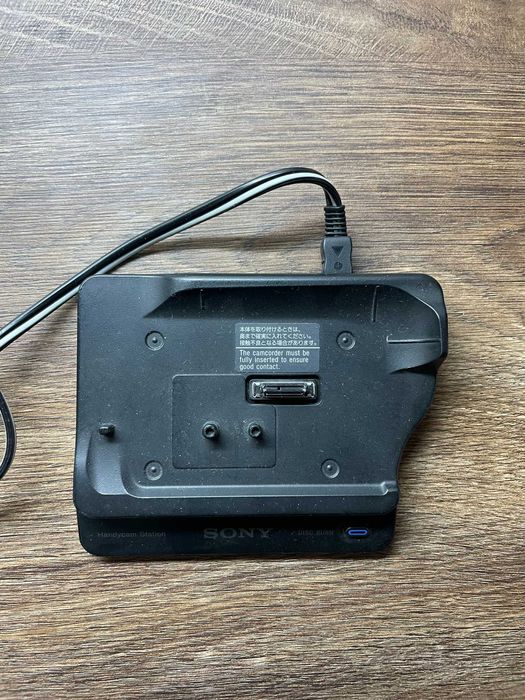 Camera video Sony cu HDD si obiectiv Wide