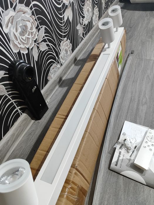 ПРОМО ! Луксозна LED таванна лампа / 4 пламъка !