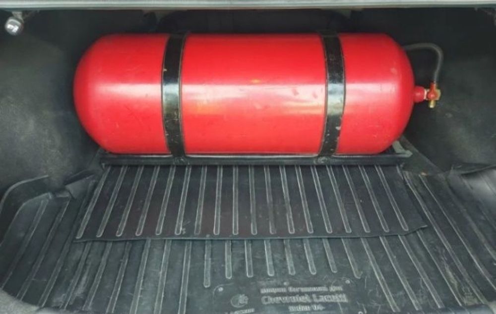 Metan gaz balon 100 talik sotiladi