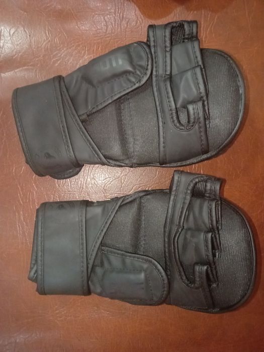 Manusi Mma Sparring Venum