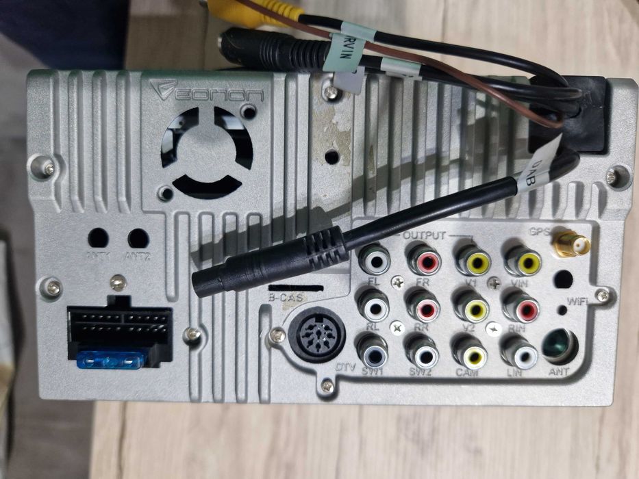 Продавам мултимедия