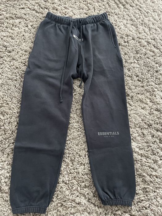 Pantaloni Essentials