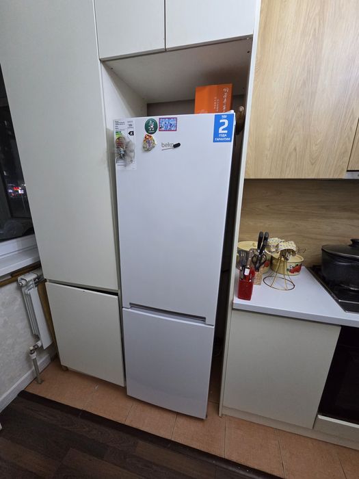 Холодильник  beko