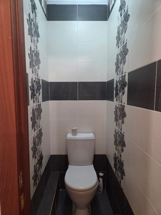 3 комн Командированным,20 ый мкр