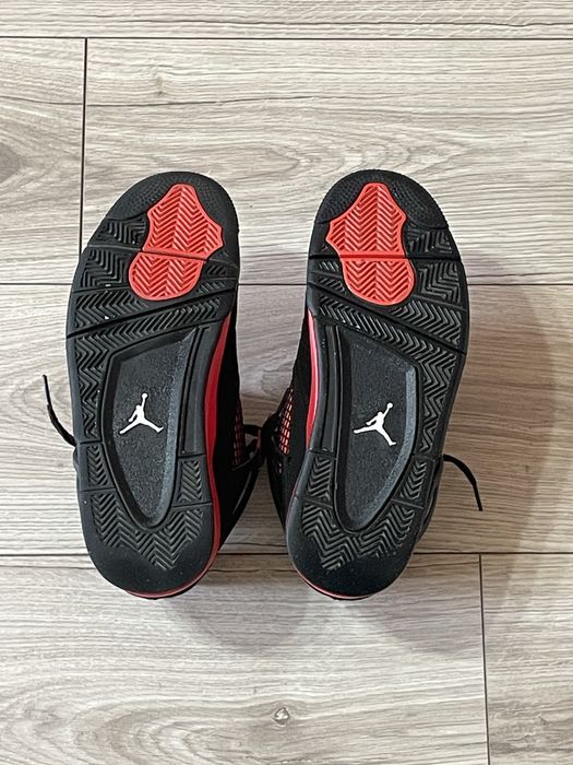 Jordan 4 Red Thunder