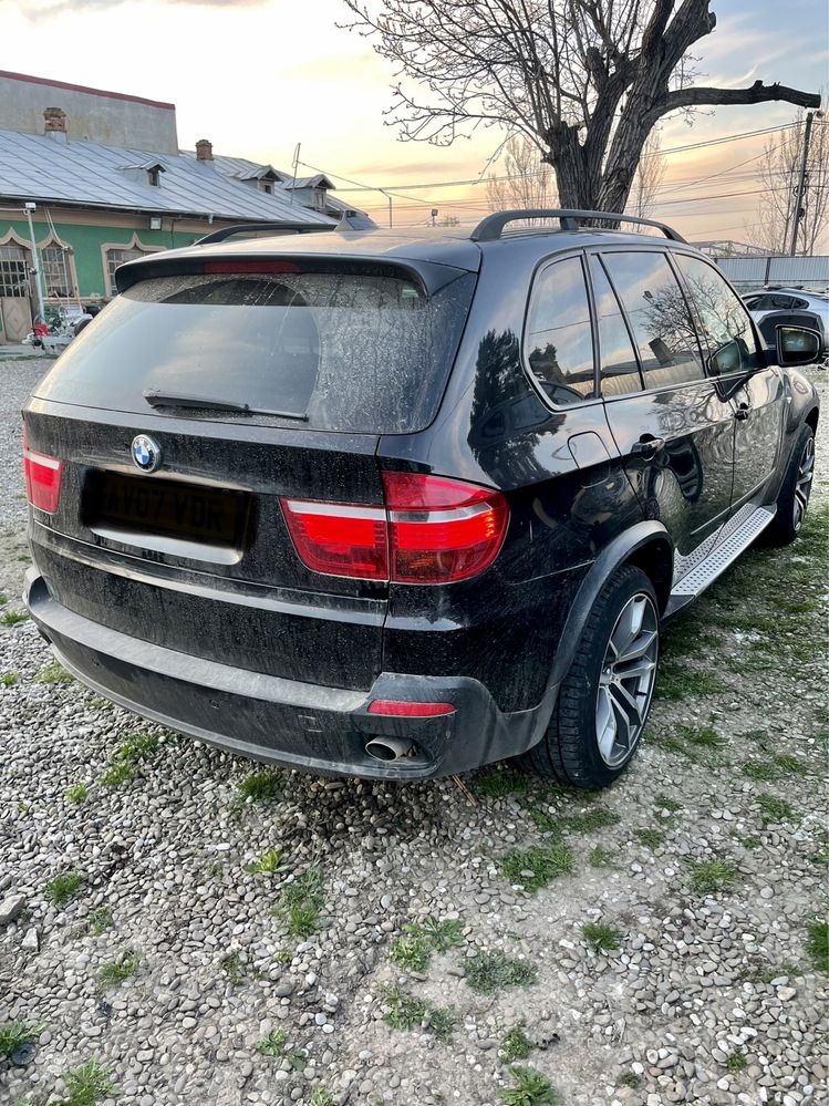 Dezmembrez BMW X5 E70 3.0d