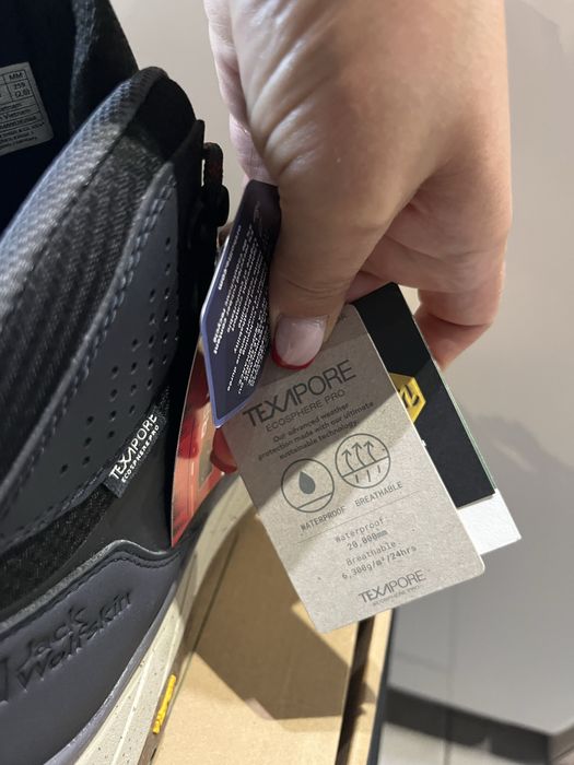 Термо и водоустойчиви боти Jack Wolfskin номер 42