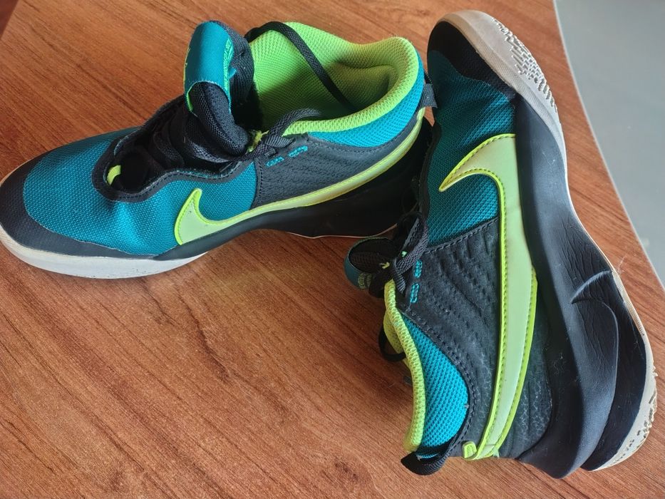 маратонки Nike 37.5