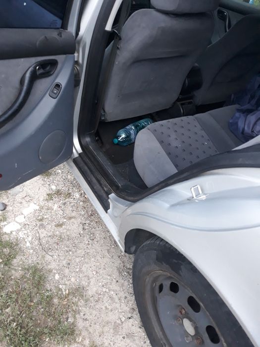 Vand seat toledo an 2001 in stare buna de functionare