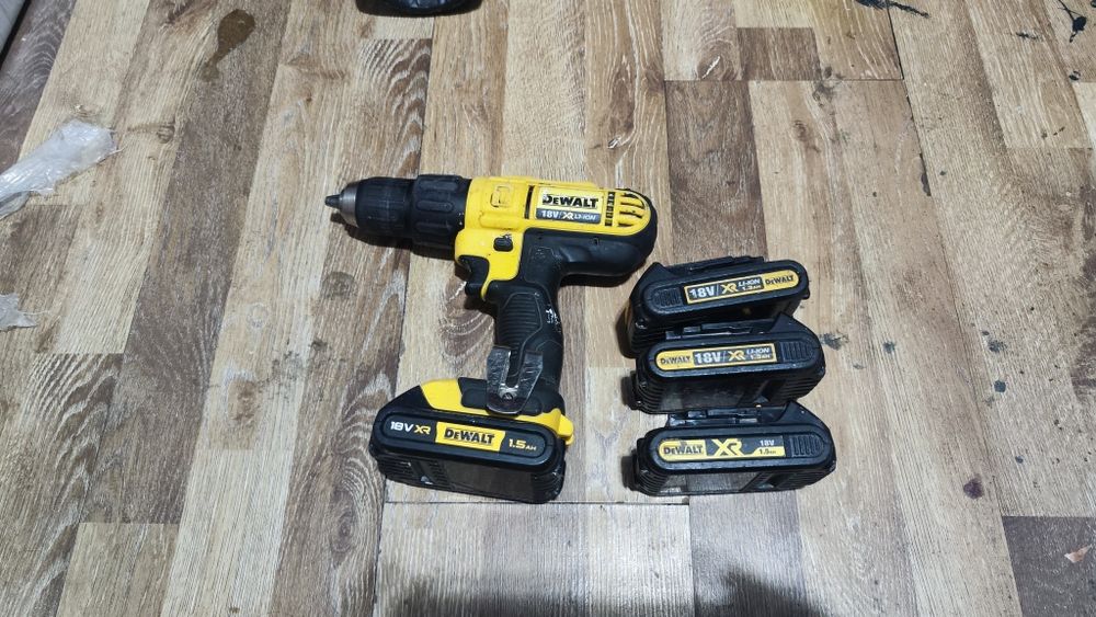DEWALT 18 v drel