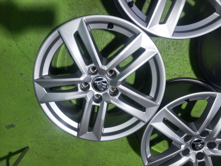 17 5x112 Skoda лети джанти 5х112 шкода