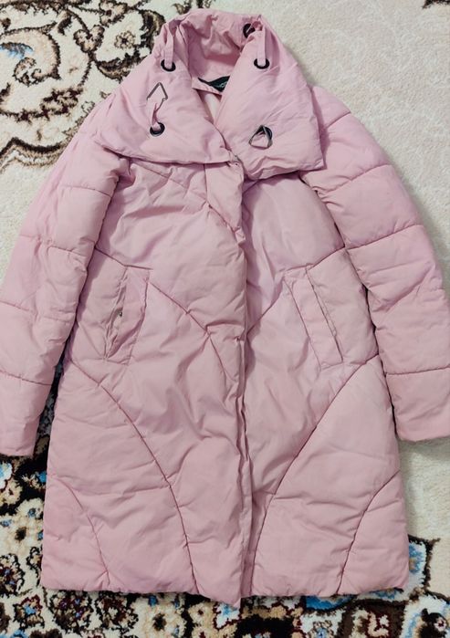 Женский куртка .