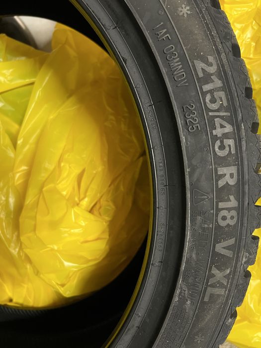 Зимни Гуми Semperit Speed-Grip 5 215/45 R18 93V XL