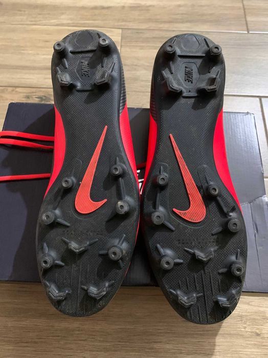 Nike Mercurial Vapor 12 Club CR7 – Mărimea 46, stare excelentă!