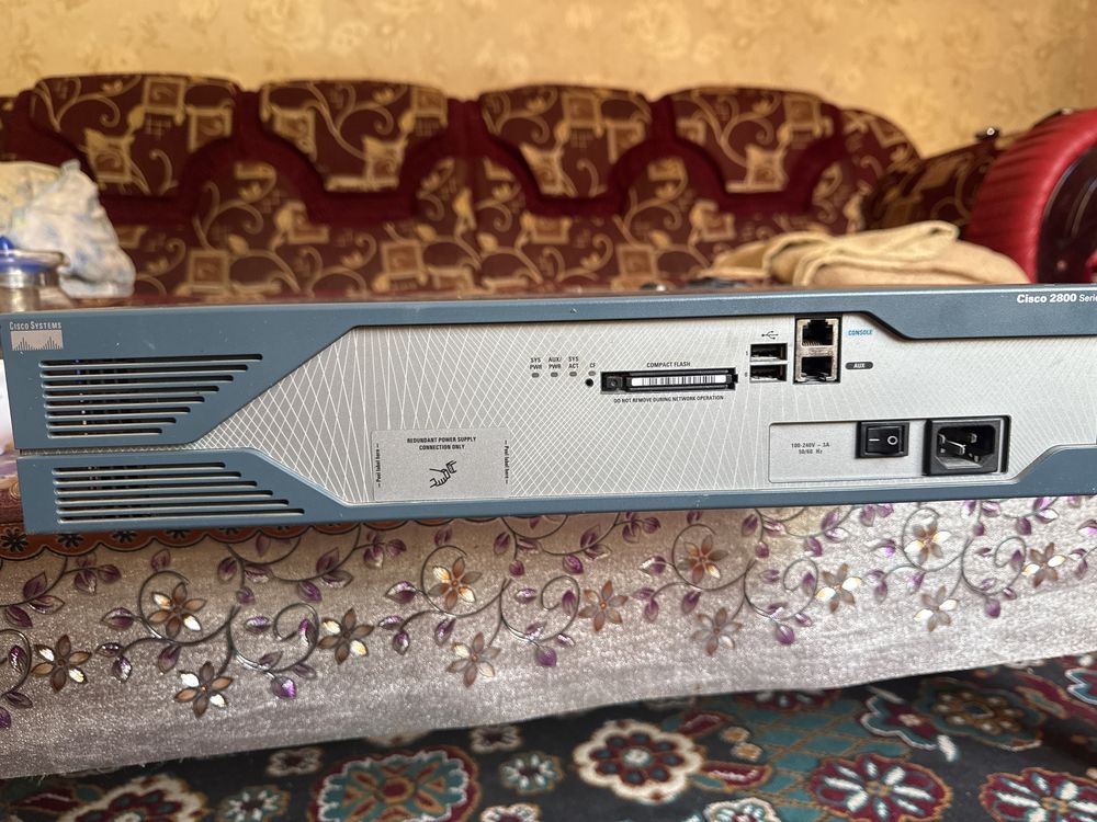 Cisco 2851 маршрутизатор