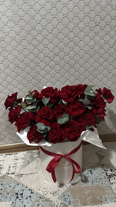 Цветы , свежие , раскрытые 17 штук