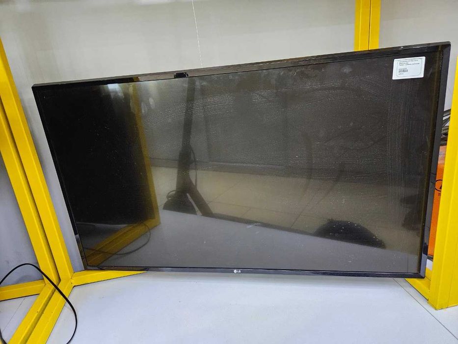 LG  43д-110см 2021 год (г. Астана, Женис 24) Лот 436727