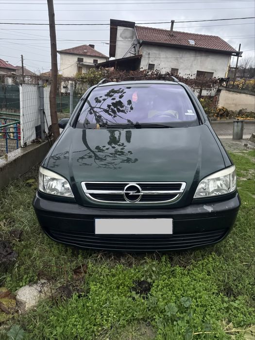 Opel zafira на части