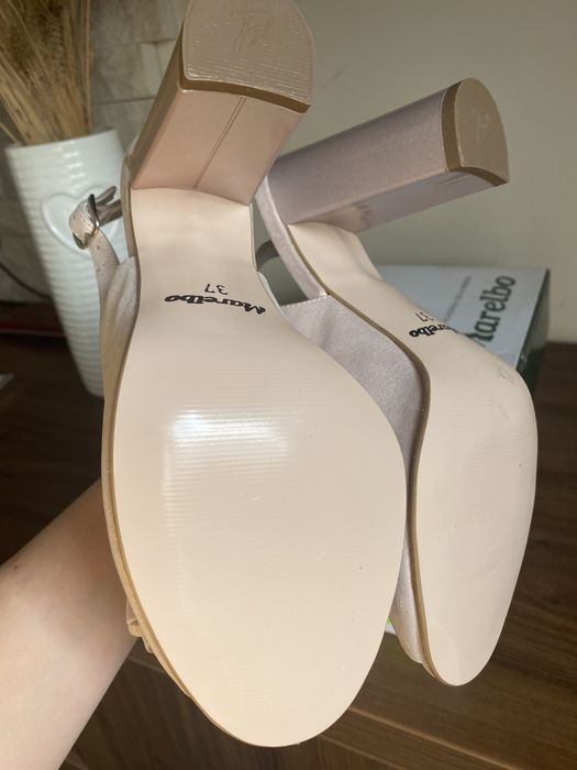 MARELBO Sandale Nr. 37 dama pudra satinat