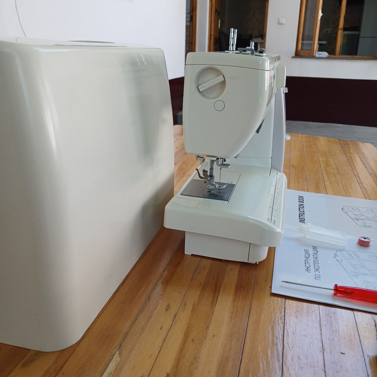 Janome 419S.Год гарантии/Металл/В комплекте.