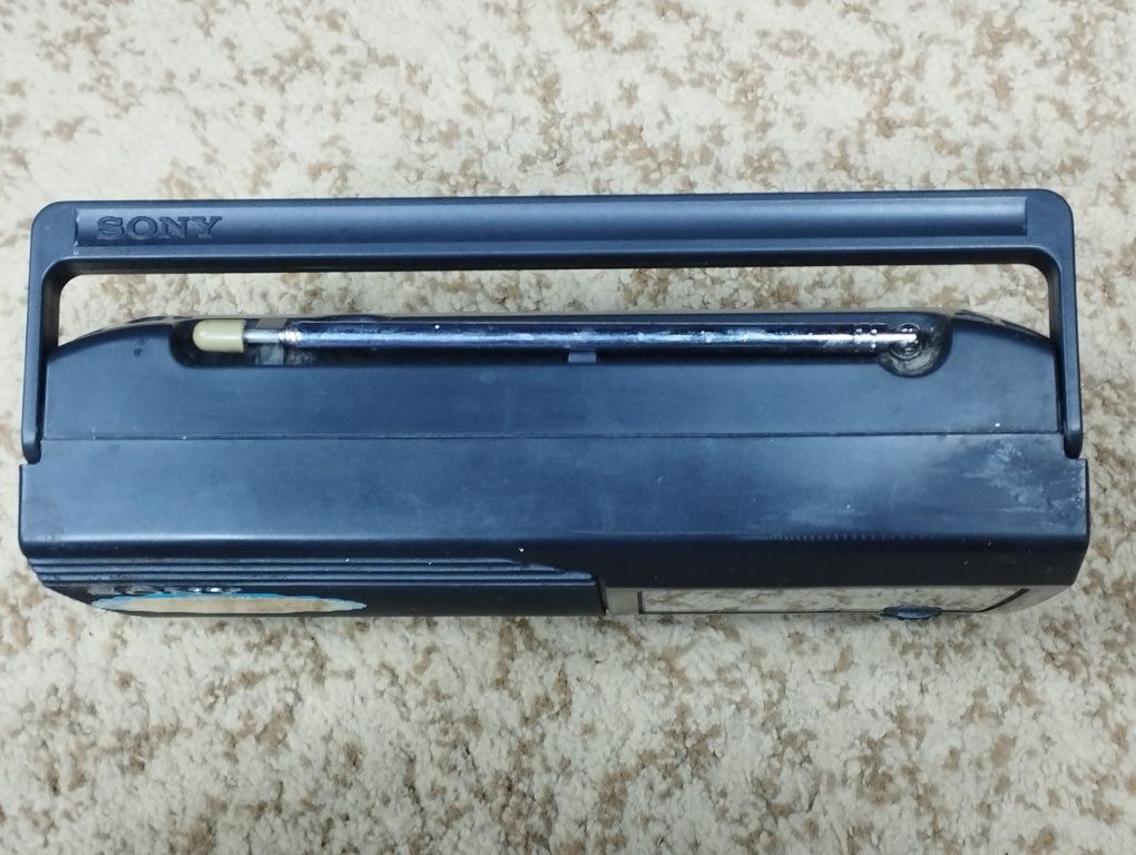 Радиоприемник Sony ICF-24 с расширением 65-108 FM