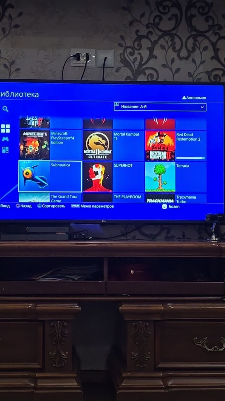 Продам ps 4 fat с прошивкой 9:00