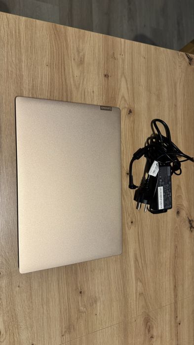 Notebook Lenovo Ideapad 530S -Ryzen 5, 8GB RAM, SSD 256GB, 14”, ca nou