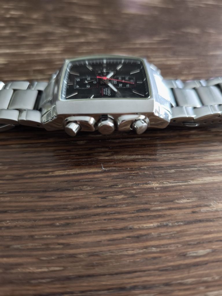 Часовник CASIO Edifice