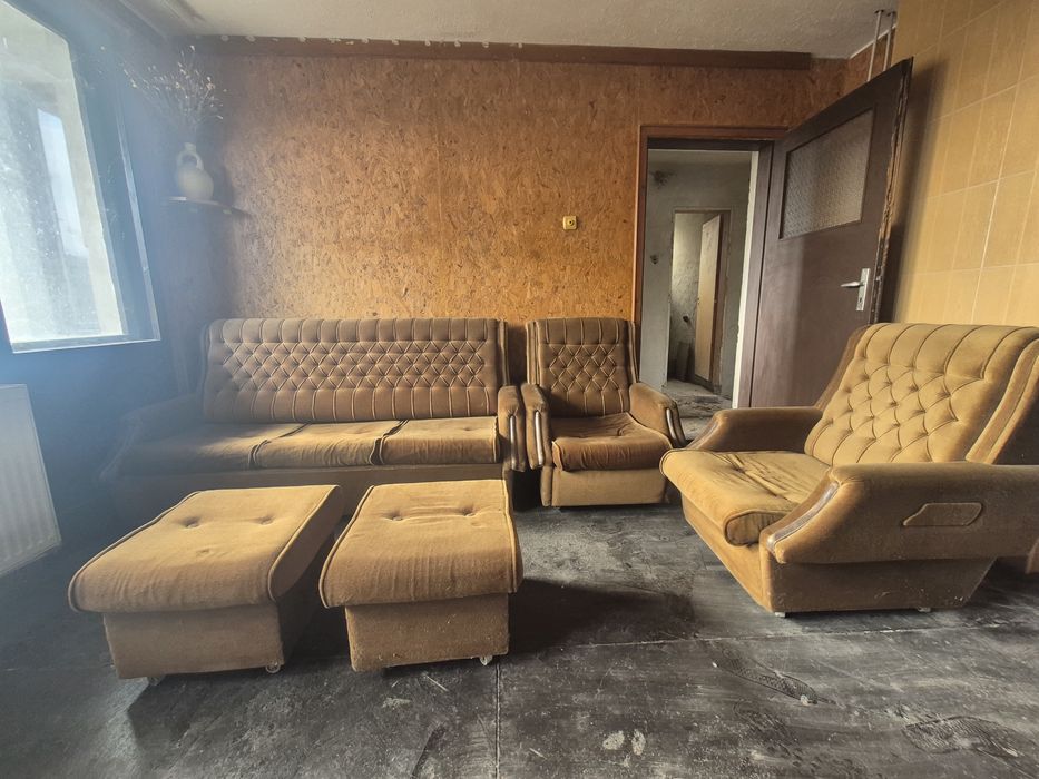 Продавам холно обзавеждане