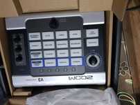Multiefect de voci Zoom,nou in cutie plus  procesor de chitară  Roland