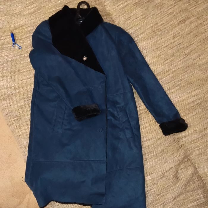 Пальто в основном состоянии 44-46