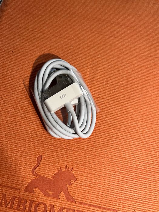 Cablu Apple 30-Pin – iPhone 4/4S, iPad 2/3, iPod