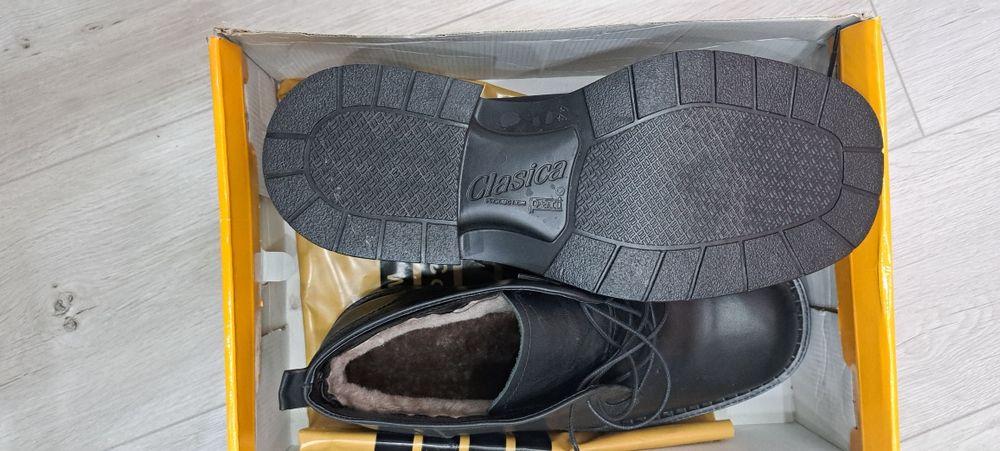 Продаётся ботинки Классиг Туретски