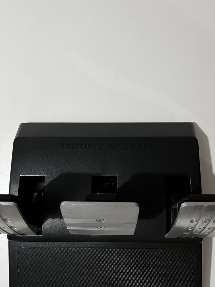 Педали Thrustmaster T300RS