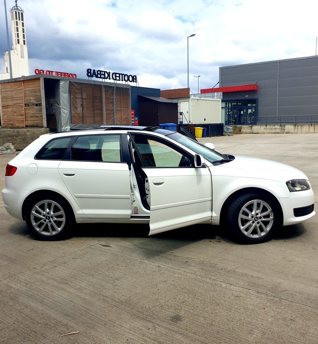 Audi A3 Automat Benzină trapă Panoramică.
