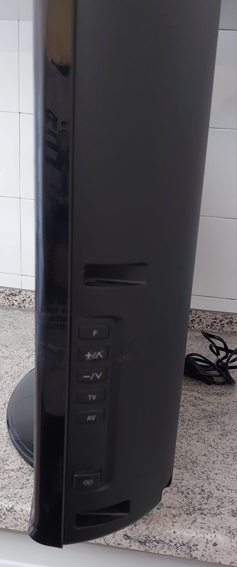 Телевизир PANASONIC 32 инча