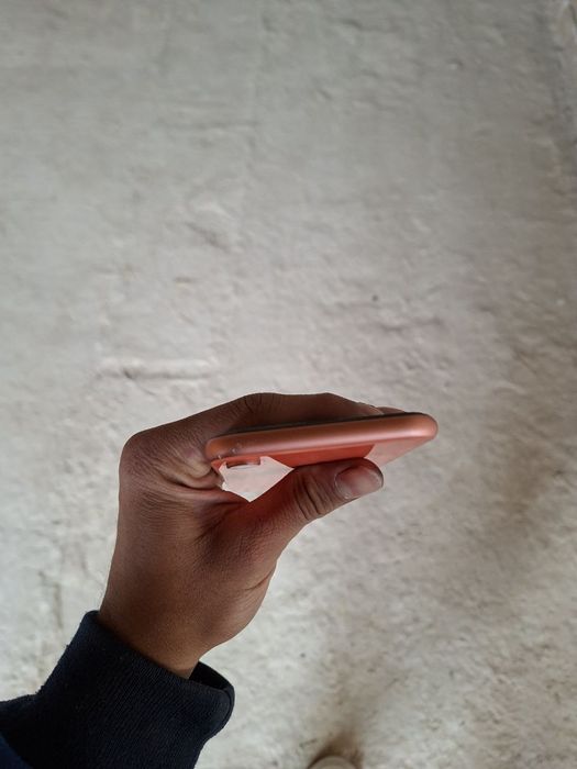 Iphone xr hotirasi 64