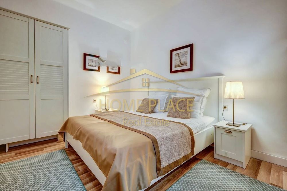 Дава се под наем Тристаен апартамент в Варна, Център - 90 кв.м за 816 € - Снимка #3